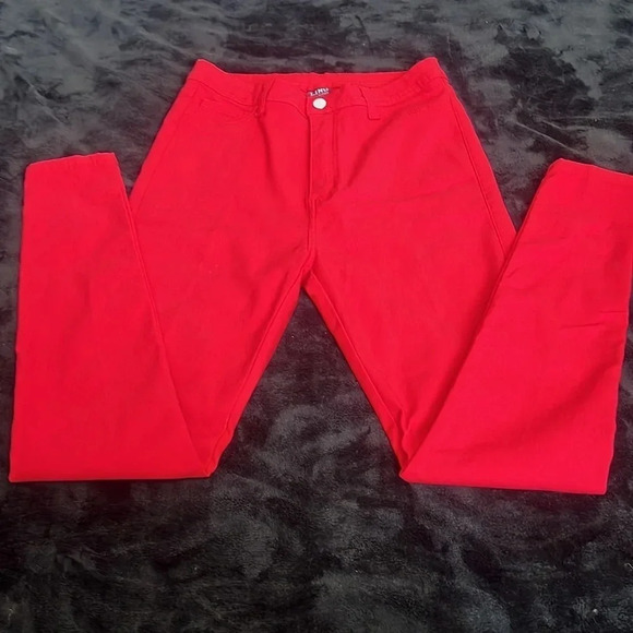 Women’s Red Plus Size Skinny Jeans 2XL – Stretchy Fit - Picture 2 of 9